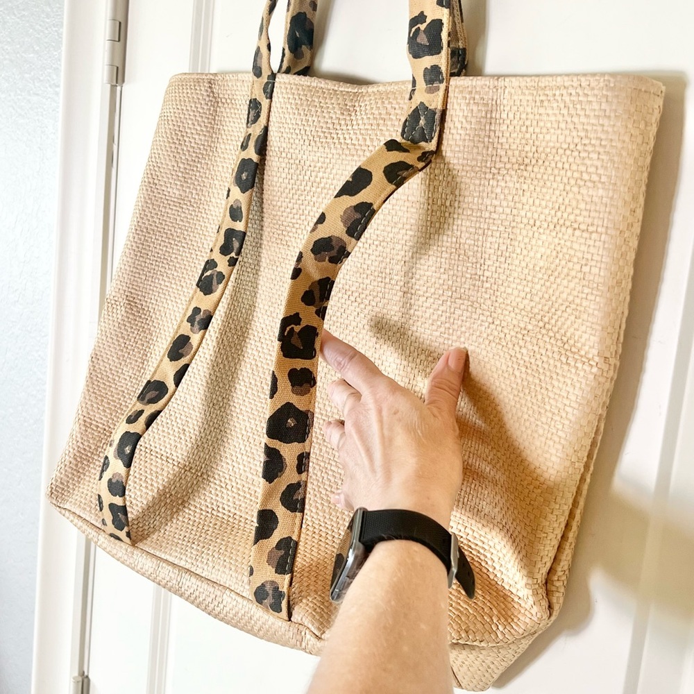 Mud Pie Straw Beach Tote Bag Leopard Print Straps with Sun Hat Holder - Picture 3 of 9